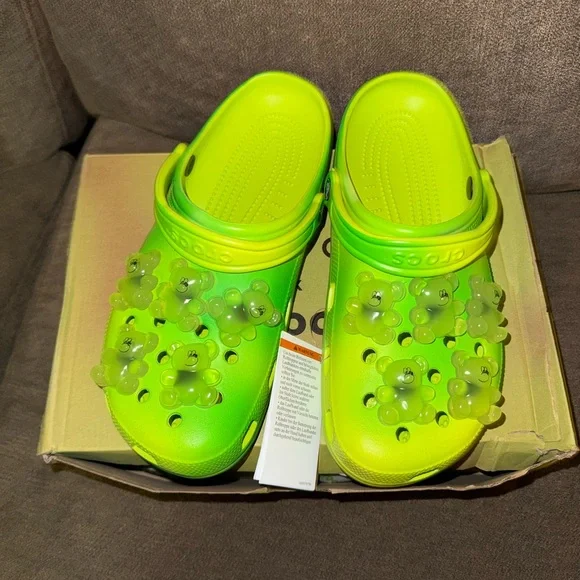 Lazy Oaf X Crocs - Picture 1 of 3